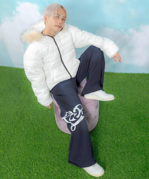 LTR DEPTH（レイターデプス）の「LTR DEPTH/ハートモチーフスウェットパンツ（スウェットパンツ・メンズ・アイボリー/ネイビー・MEDIUM/LARGE）」の13枚目の写真