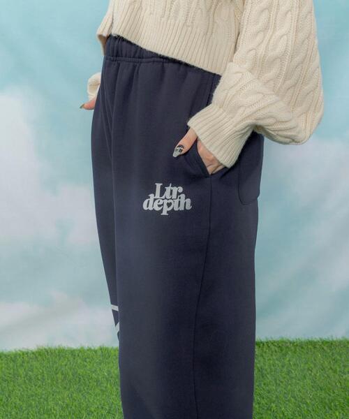 LTR DEPTH（レイターデプス）の「LTR DEPTH/ハートモチーフスウェットパンツ（スウェットパンツ・メンズ・アイボリー/ネイビー・MEDIUM/LARGE）」の15枚目の写真