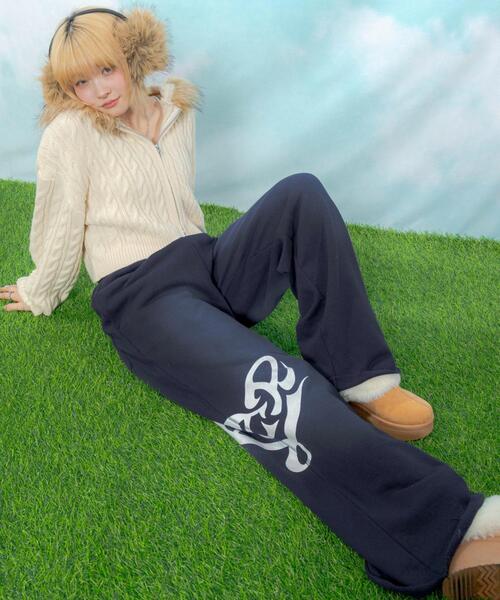 LTR DEPTH（レイターデプス）の「LTR DEPTH/ハートモチーフスウェットパンツ（スウェットパンツ・メンズ・アイボリー/ネイビー・MEDIUM/LARGE）」の18枚目の写真