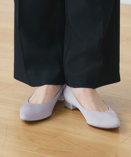RUIRUE BOUTIQUE(ルイルエブティック)の「かかと ラメ パンプス | 靴 / パンプス / ぺたんこパンプス / フラットヒール / フラットパンプス / 低ヒールパンプス(パンプス・レディース・ライトグレー/ベージュ/ダークベージュ/ブラック・22.5cm/23cm/23.5cm/24cm/24.5cm)」の7枚目の写真