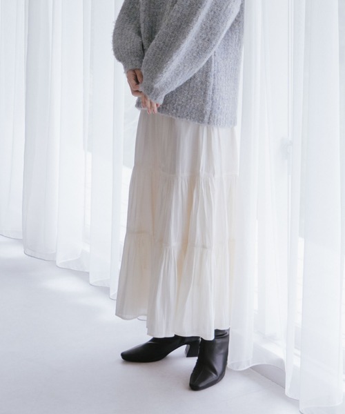archives（アルシーヴ）の「シャイニー切替ティアードスカート（スカート・レディース・アイボリー/ブラック/グレー・MEDIUM）」の5枚目の写真