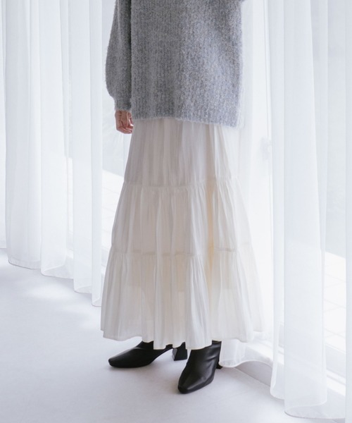 archives（アルシーヴ）の「シャイニー切替ティアードスカート（スカート・レディース・アイボリー/ブラック/グレー・MEDIUM）」の6枚目の写真