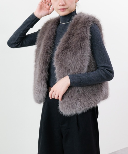 DOLLUPOOPS（ドールアップウップス）の「フェイクファーベスト（ベスト・レディース・ブラック/ベージュ/グレイッシュベージュ・FREE）」の3枚目の写真