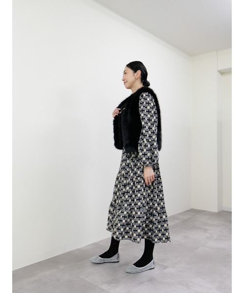 DOLLUPOOPS（ドールアップウップス）の「フェイクファーベスト（ベスト・レディース・ブラック/ベージュ/グレイッシュベージュ・FREE）」の10枚目の写真