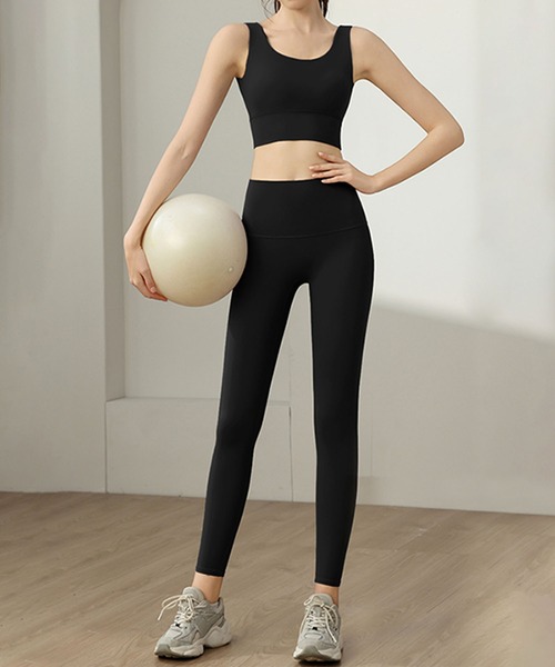 ヨガウェア タンクトップ レギンス セール】ヨガウェアタンクトップ+ハイウエストレギンス 上下