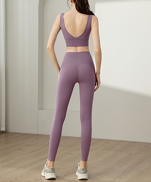 セール】ヨガウェアタンクトップ+ハイウエストレギンス 上下