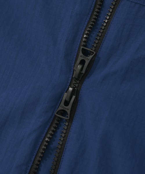 VISION STREET WEAR(ヴィジョンストリートウェア)の「VSW Utility Windbreaker Blue(ナイロンジャケット・レディース・その他・SMALL/MEDIUM/LARGE/X-LARGE)」の8枚目の写真