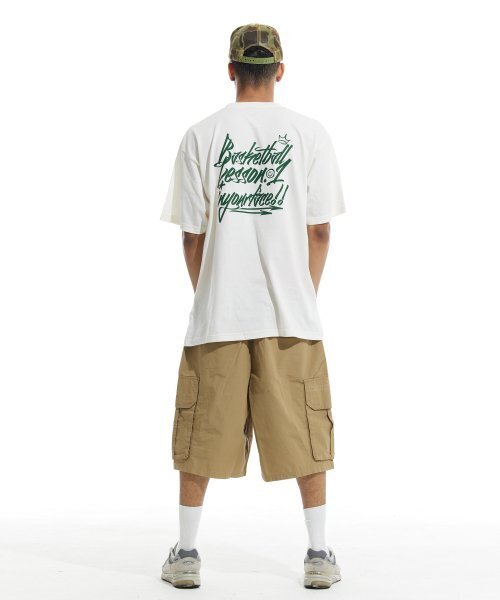 CREAM SODA LAB(クリームソーダラボ)の「バスケットボールレッスン.1 半袖Tシャツ アイボリーグリーン(Tシャツ/カットソー・レディース・その他・LARGE/MEDIUM/X-LARGE/XX-LARGE)」の6枚目の写真