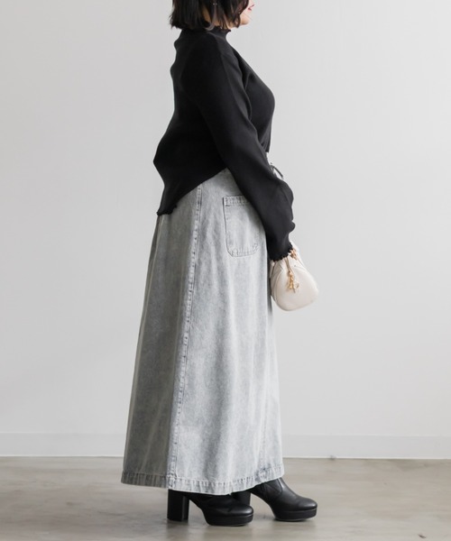 CLETTE(クレット)の「CLETTEオリジナルプチハイネックメローリブニット(ニット/セーター・レディース・ブラウン/ブラック/アイボリー・4L/3L/LL)」の9枚目の写真
