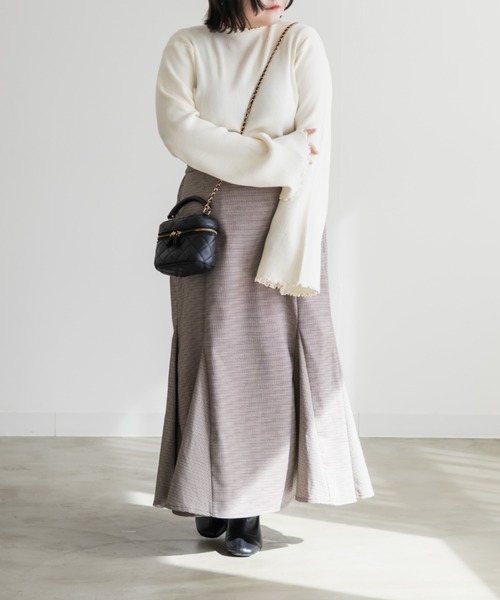 CLETTE(クレット)の「CLETTEオリジナルプチハイネックメローリブニット(ニット/セーター・レディース・ブラウン/ブラック/アイボリー・4L/3L/LL)」の5枚目の写真
