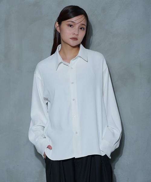 Ellno Loset（エルノロゼット）の「【選べる着丈】ノーブルトロミレギュラーシャツ/UVカット＆イージーケア（シャツ/ブラウス・メンズ・ダークブラウン/ブラック/オフホワイト/ホワイト系/ブルー/ブラック系/ブルー系・LARGE/MEDIUM/SMALL）」の13枚目の写真