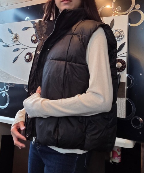 tolene(トレネ)の「中綿キルトノースリーブフルジップ スタンドカラー ジャケット ベスト(その他アウター・レディース・ブラック/オフホワイト・FREE)」の22枚目の写真