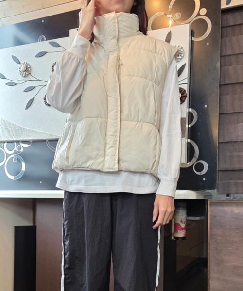 tolene(トレネ)の「中綿キルトノースリーブフルジップ スタンドカラー ジャケット ベスト(その他アウター・レディース・ブラック/オフホワイト・FREE)」の7枚目の写真