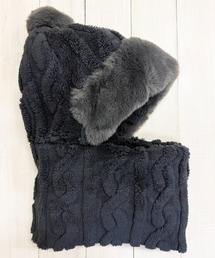 COMMON WARE（コモンウェアー）の「SZT:フェイクファー　ふわもこ　一体型ニット帽＆ネックウォーマー　バラクラバ（全6色）（ニットキャップ/ビーニー）」