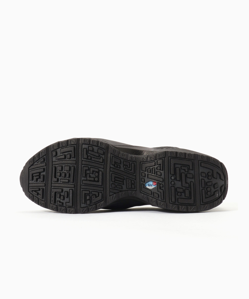 EDIFICE(エディフィス)の「NIKE (ナイキ)AIR MAX SNDR GTX FZ4238- 001(スニーカー・メンズ・ブラック・27cm/26.5cm/28cm/27.5cm)」の4枚目の写真