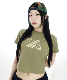 ビッグニュートロアイボリーロゴカーキクロップTシャツ