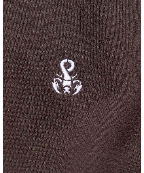 SOPHNET.（ソフネット）の「SCORPION WIDE SWEAT HOODIE（パーカー・メンズ・ブラウン/ブラック/ブルー/オフホワイト・1/2/3/4/5）」の12枚目の写真