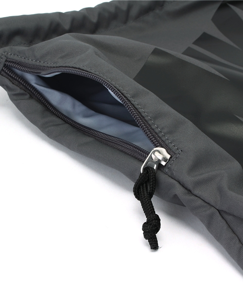 NIKE（ナイキ）の「NIKE / ヘリテージ ジムサック（バックパック/リュック・レディース・グレー・ONE SIZE）」の7枚目の写真