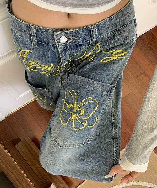 inst.ALL(インストール)の「バタフライ刺しゅうロゴデニムワイドパンツ(デニムパンツ・レディース・ブルー・S/M/L/LL)」の11枚目の写真