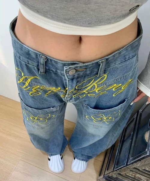 inst.ALL(インストール)の「バタフライ刺しゅうロゴデニムワイドパンツ(デニムパンツ・レディース・ブルー・S/M/L/LL)」の12枚目の写真