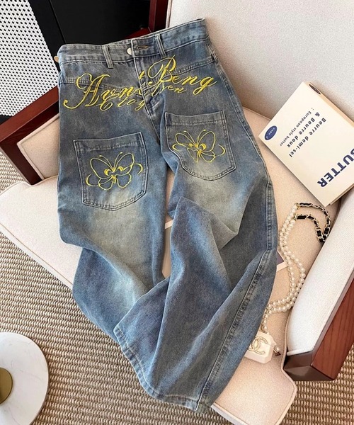 inst.ALL(インストール)の「バタフライ刺しゅうロゴデニムワイドパンツ(デニムパンツ・レディース・ブルー・S/M/L/LL)」の13枚目の写真