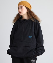 Sunny Smith（サニースミス）の「SUNNY SMITH ポケッタブル コットンライクナイロン ヤシの木ロゴ刺繍 アノラックパーカ（その他アウター）」