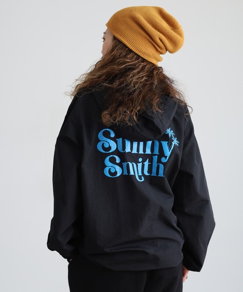 Sunny Smith(サニースミス)の「SUNNY SMITH ポケッタブル コットンライクナイロン ヤシの木ロゴ刺繍 アノラックパーカ(その他アウター・メンズ・ブラック/ネイビー・M/L)」の7枚目の写真