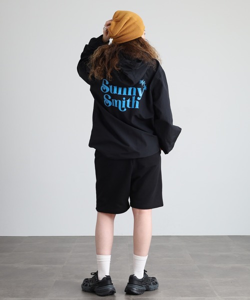 Sunny Smith(サニースミス)の「SUNNY SMITH ポケッタブル コットンライクナイロン ヤシの木ロゴ刺繍 アノラックパーカ(その他アウター・メンズ・ブラック/ネイビー・M/L)」の11枚目の写真