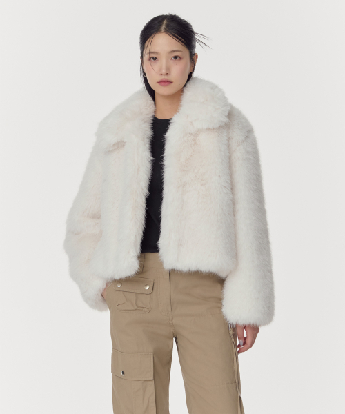 MUSINSA STANDARD WOMAN（ムシンサスタンダードウーマン）の「ウィメンズシャギーフェイクファージャケット[アイボリー]（ムートンコート・レディース・その他・S/M）」の2枚目の写真