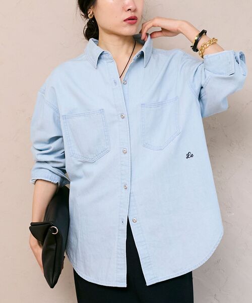 le.coeur blanc（ルクールブラン）の「エンブロイダリーカラーオーバーシャツ（シャツ/ブラウス・レディース・ダークグレー/イエロー/ライトブルー/ライトピンク・38）」の2枚目の写真