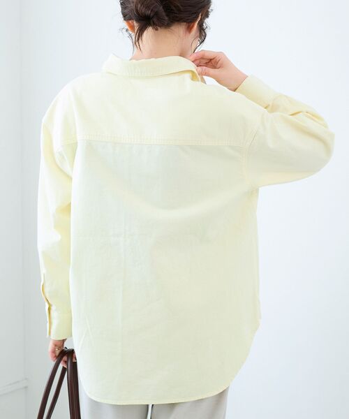 le.coeur blanc（ルクールブラン）の「エンブロイダリーカラーオーバーシャツ（シャツ/ブラウス・レディース・ダークグレー/イエロー/ライトブルー/ライトピンク・38）」の8枚目の写真