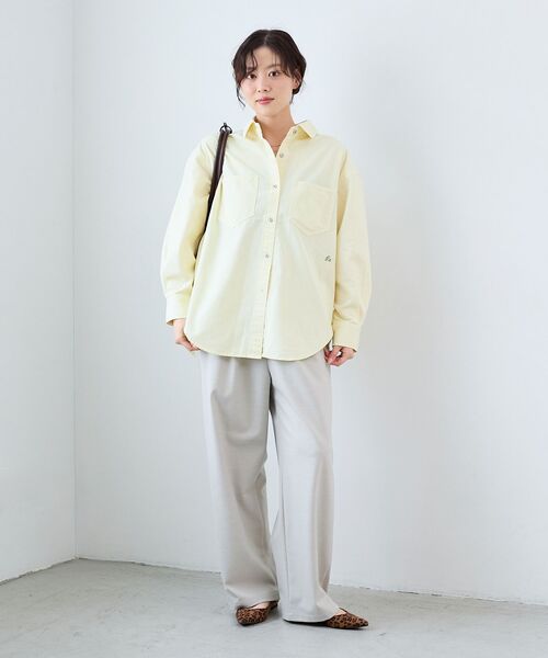 le.coeur blanc（ルクールブラン）の「エンブロイダリーカラーオーバーシャツ（シャツ/ブラウス・レディース・ダークグレー/イエロー/ライトブルー/ライトピンク・38）」の9枚目の写真