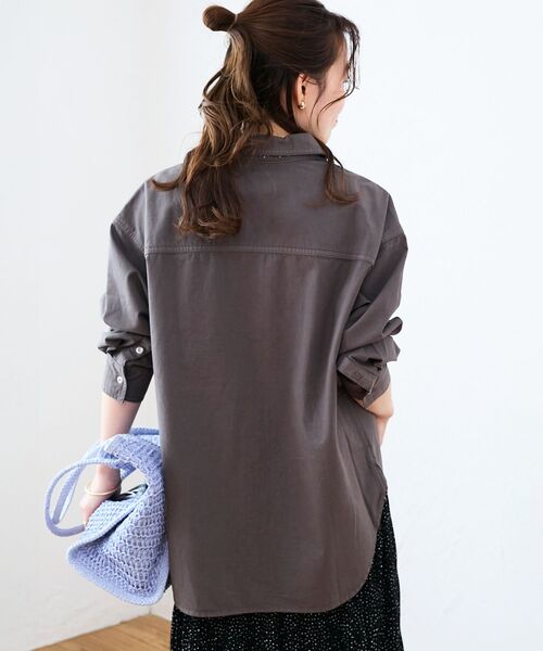 le.coeur blanc（ルクールブラン）の「エンブロイダリーカラーオーバーシャツ（シャツ/ブラウス・レディース・ダークグレー/イエロー/ライトブルー/ライトピンク・38）」の9枚目の写真