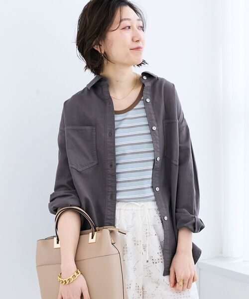 le.coeur blanc（ルクールブラン）の「エンブロイダリーカラーオーバーシャツ（シャツ/ブラウス・レディース・ダークグレー/イエロー/ライトブルー/ライトピンク・38）」の16枚目の写真