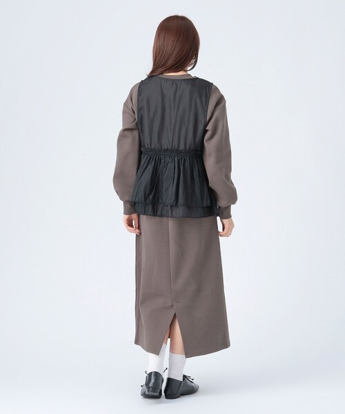 BEAMS HEART(ビームスハート)の「オーガンジー ベスト × カット ワンピース (セットアイテム)(ワンピース・レディース・オリーブ/グレー系その他/チャコールグレー・FREE)」の5枚目の写真