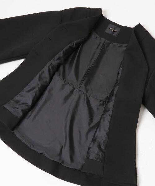 URBAN RESEARCH ROSSO WOMEN(アーバンリサーチ ロッソ)の「『WEB限定』デザインボタンペプラムツイルジャケット(ノーカラージャケット・レディース・アイボリー/ブラック・FREE)」の12枚目の写真