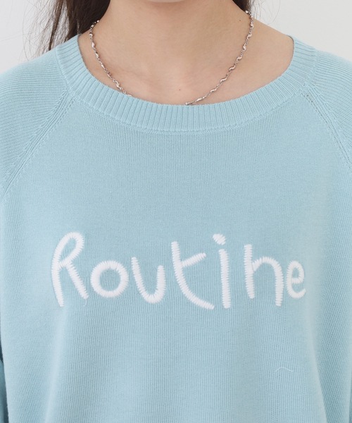 EGLANTINE(エグランティーヌ)の「EGLANTINE ラウンドネック刺繍ロゴニット(ニット/セーター・レディース・ネイビー/シルバーグレー/ベビーピンク/クリーム・38)」の8枚目の写真