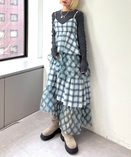 w closet（ダブルクローゼット）の「ミックスティアードキャミワンピース（ワンピース・レディース・ブラック/オフホワイト/ブルー/アイボリー/オレンジ・FREE）」の4枚目の写真