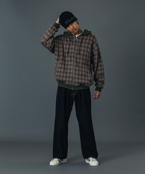 XLARGE（エクストララージ）の「RAGE LOGO DENIM PANTS（デニムパンツ・メンズ・ブラック/インディゴブルー/ライトインディゴブルー・30inch/32inch/34inch/36inch）」の11枚目の写真