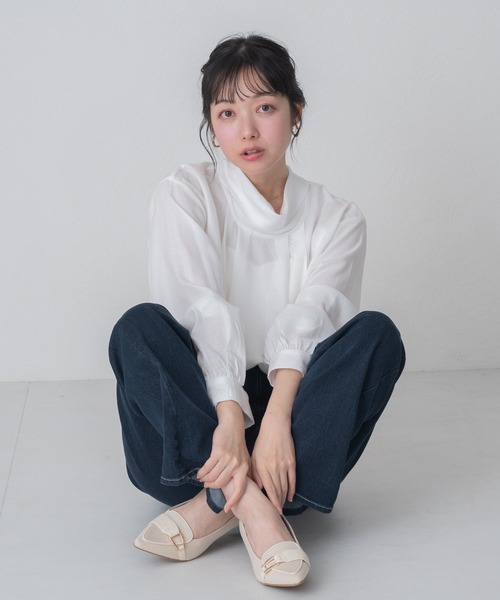 MISCH MASCH（ミッシュマッシュ）の「2026春夏新作 WEB限定 スタンドネックとろみブラウス（シャツ/ブラウス・レディース・ブルー/ホワイト・ﾌﾘ-）」の17枚目の写真
