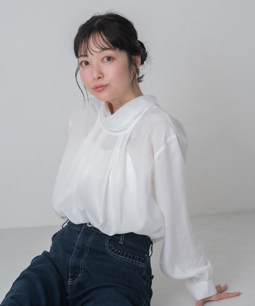 MISCH MASCH（ミッシュマッシュ）の「2026春夏新作 WEB限定 スタンドネックとろみブラウス（シャツ/ブラウス・レディース・ブルー/ホワイト・ﾌﾘ-）」の15枚目の写真