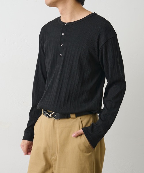 COLONY 2139（コロニートゥーワンスリーナイン）の「テレコリブヘンリーネック（Tシャツ/カットソー・メンズ・ブラック/ホワイト・LARGE/MEDIUM）」の20枚目の写真