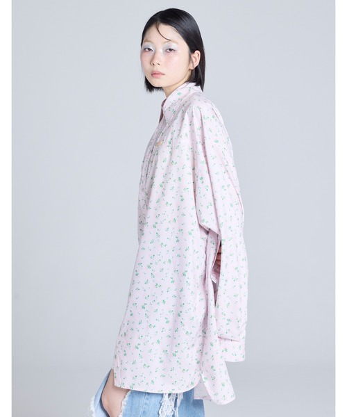 Little sunny bite(リトルサニーバイト)の「【Little Sunny Bite】floral shirts(シャツ/ブラウス・レディース・ピンク/ブラック・MEDIUM/SMALL)」の2枚目の写真