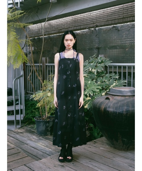 sahara(サハラ)の「【PRE ORDER】Flower Embroidery Dress(ワンピース・レディース・ブラック/ベージュ/ライトグレー・FREE)」の15枚目の写真