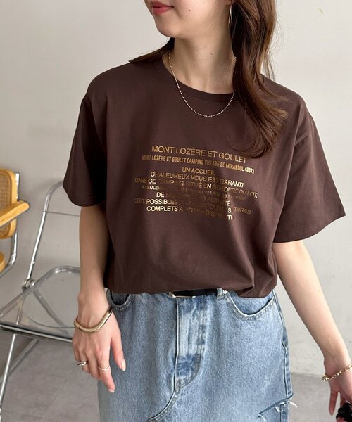 DISCOAT(ディスコート)の「箔プリントTシャツ(Tシャツ/カットソー・レディース・オフホワイト/ライトベージュ/ブラウン・FREE)」の6枚目の写真