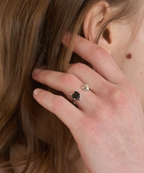 Birthday room(バースデイルーム)の「ハートボルトリング/heart bolt ring(リング・レディース・ブラック/シルバー・FREE)」の5枚目の写真