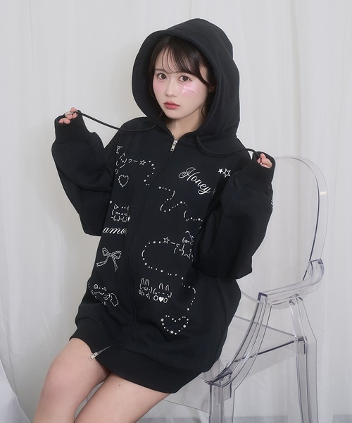 Honey Cinnamon（ハニーシナモン）の「EMOJIジップパーカー（パーカー・レディース・チャコール/ブラック・FREE）」の22枚目の写真