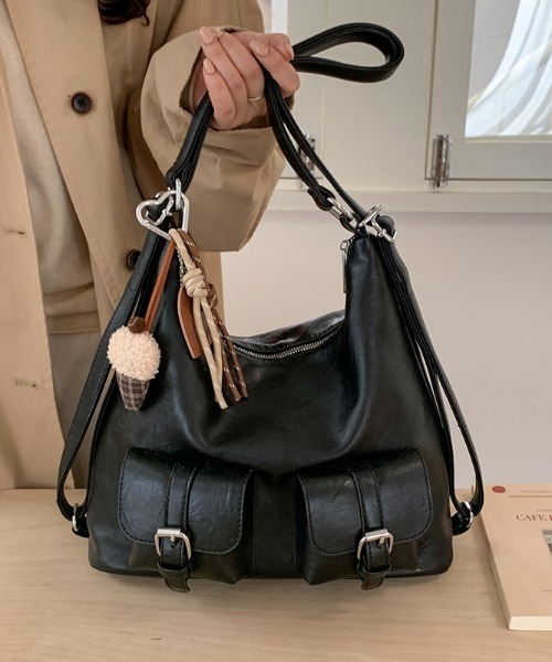 Teem Store(チームストア)の「【大容量/3WAY◎】【5色展開】3WAYフロントポケット フェイクレザーショルダーバッグ リュック トート(ショルダーバッグ・レディース・シルバー/ブラウン/ダークブラウン/ホワイト/ブラック・F)」の18枚目の写真