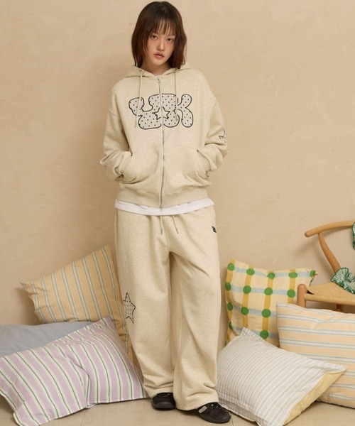 WaiKei（ワイケイ）の「セットアップ着用可能【UNISEX】Wai Kei／アップリケドットパンツ（スウェットパンツ・レディース・ブラック/ナチュラル・MEDIUM/LARGE）」の3枚目の写真