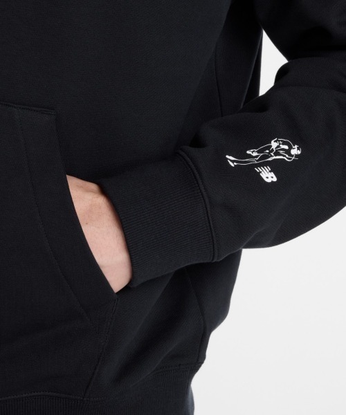 NEW BALANCE(ニューバランス)の「New Balance 大谷翔平 Graphic Hoodie(ニューバランス 大谷翔平 グラフィックフーディー)(パーカー・メンズ・ネイビー系/ブラック・X-LARGE/LARGE/MEDIUM)」の6枚目の写真